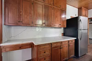 408 W 33rd St, Austin, TX 78705 - Photo 23