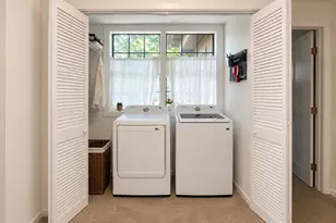 2107 Saratoga Dr, Austin, TX 78733 - Photo 15