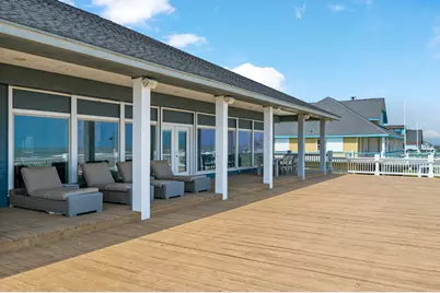 672 Villa Drive, Crystal Beach, TX 77650 - Photo 37