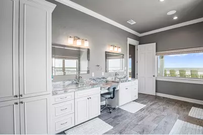 672 Villa Drive, Crystal Beach, TX 77650 - Photo 19