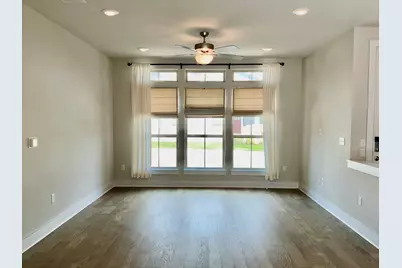 8315 Laughlin Lane, Austin, TX 78744 - Photo 3