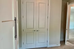 8315 Laughlin Ln, Austin, TX 78744 - Photo 15