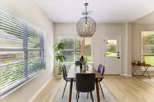 11200 Savin Hill Ln, Austin, TX 78739 - Photo 11