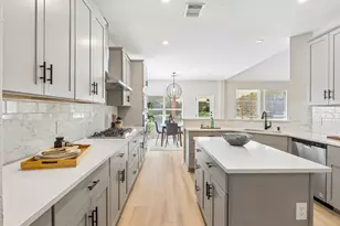 11200 Savin Hill Ln, Austin, TX 78739 - Photo 15