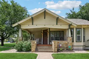 804 Howard St, Taylor, TX 76574 - Photo 3