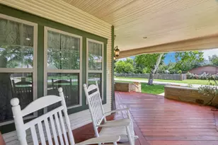 804 Howard St, Taylor, TX 76574 - Photo 5