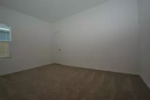 404 E Bass Dr, Bastrop, TX 78602 - Photo 31