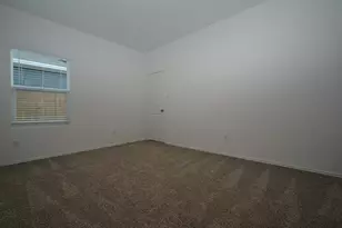 404 E Bass Dr, Bastrop, TX 78602 - Photo 33