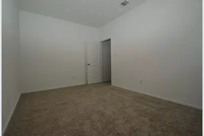 404 E Bass Drive, Bastrop, TX 78602 - Photo 27