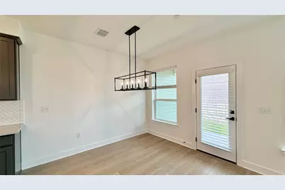 1016 Brickell Loop #B, Austin, TX 78744 - Photo 9