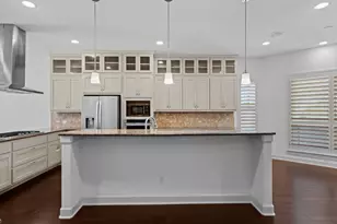 6533 E Hill Dr, Austin, TX 78731 - Photo 9