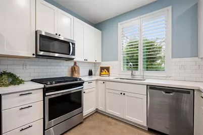 1909 E M Franklin Avenue, Austin, TX 78723 - Photo 23