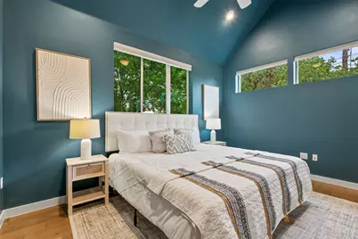 1909 E M Franklin Avenue, Austin, TX 78723 - Photo 9