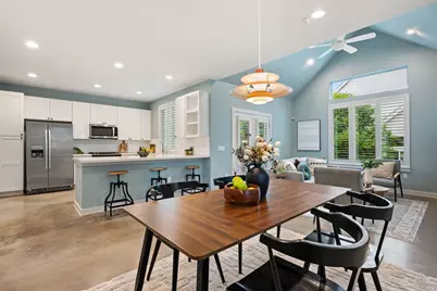 1909 E M Franklin Avenue, Austin, TX 78723 - Photo 3