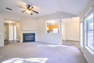7208 Black Panda Trail, Del Valle, TX 78617 - Photo 11