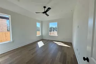 250 San Saba Dr, Buda, TX 78610 - Photo 7