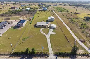 974 Co Rd 223, Florence, TX 76527 - Photo 35