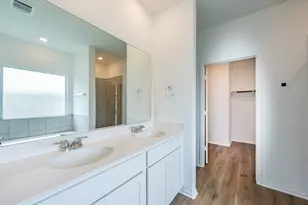 10217 Prague Ct, Austin, TX 78747 - Photo 15