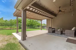 6117 Lake Teravista Way, Georgetown, TX 78626 - Photo 31