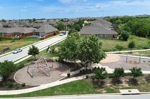 6117 Lake Teravista Way, Georgetown, TX 78626 - Photo 37