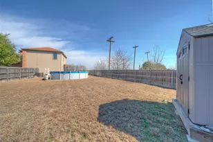 370 Holly Grove St, Kyle, TX 78640 - Photo 7