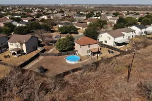 370 Holly Grove St, Kyle, TX 78640 - Photo 3