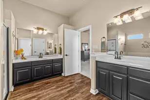 204 Skyline Rd, Georgetown, TX 78628 - Photo 23