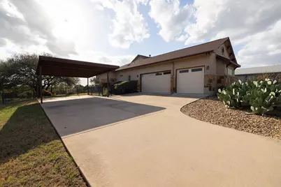 204 Skyline Road, Georgetown, TX 78628 - Photo 9