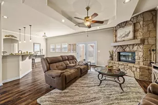 204 Skyline Rd, Georgetown, TX 78628 - Photo 13
