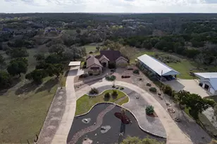 204 Skyline Rd, Georgetown, TX 78628 - Photo 3