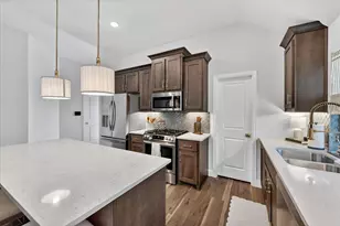 7213 Cherry Blossom Ln, Aubrey, TX 76227 - Photo 11