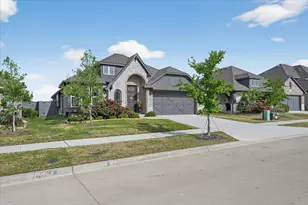 7213 Cherry Blossom Ln, Aubrey, TX 76227 - Photo 5