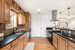 3308 Catalina Dr, Austin, TX 78741 - Photo 17