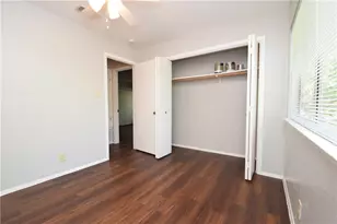 10811 Lanshire Dr, Austin, TX 78758 - Photo 17