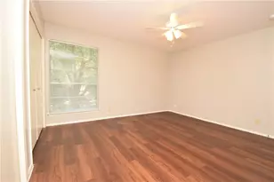 10811 Lanshire Dr, Austin, TX 78758 - Photo 15