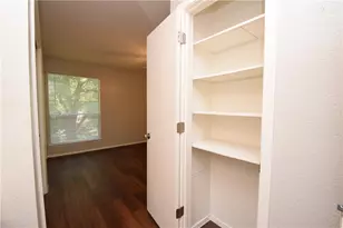 10811 Lanshire Dr, Austin, TX 78758 - Photo 13