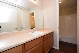 10811 Lanshire Dr, Austin, TX 78758 - Photo 9