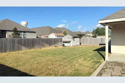 1000 Farm House Cove, Hutto, TX 78634 - Photo 19
