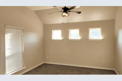 1000 Farm House Cove, Hutto, TX 78634 - Photo 7