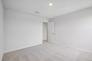 143 Hornet St, Elgin, TX 78621 - Photo 15