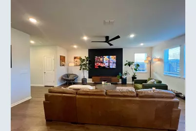 11305 Sentinel Drive, Austin, TX 78747 - Photo 9