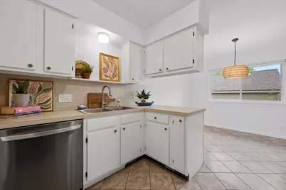 2605 W Stassney Boulevard #A, Austin, TX 78745 - Photo 13