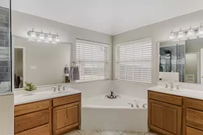 104 Spring Branch, Bastrop, TX 78602 - Photo 19