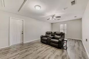 104 Spring Branch, Bastrop, TX 78602 - Photo 21