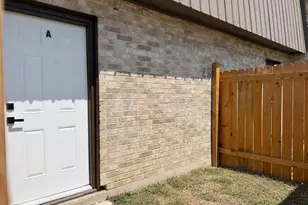 2904 Sweeney Ln, Austin, TX 78723 - Photo 5