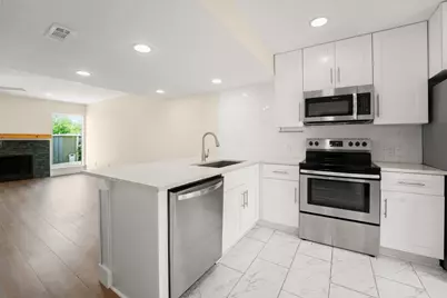 6410 Chimney Creek Circle #B, Austin, TX 78723 - Photo 9