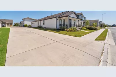 8208 Corrigan Pass, Austin, TX 78744 - Photo 5