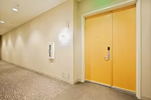 555 E 5th St, Austin, TX 78701 - Photo 23