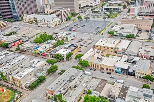 555 E 5th St, Austin, TX 78701 - Photo 17