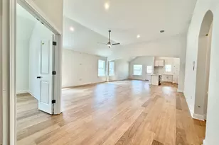 5841 Marsh Ln, Buda, TX 78610 - Photo 5